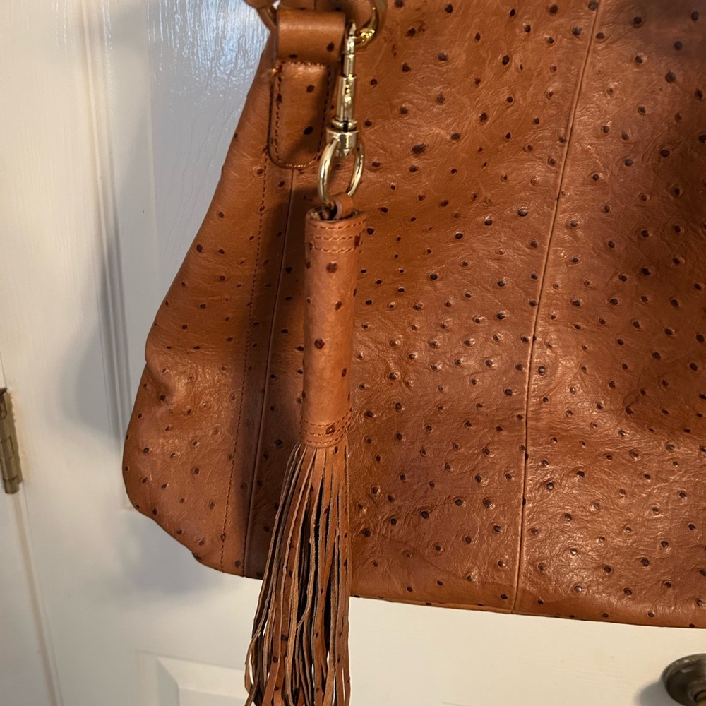 G.I.L.I. Leather Roma 2 Tote - Picture 6 of 16